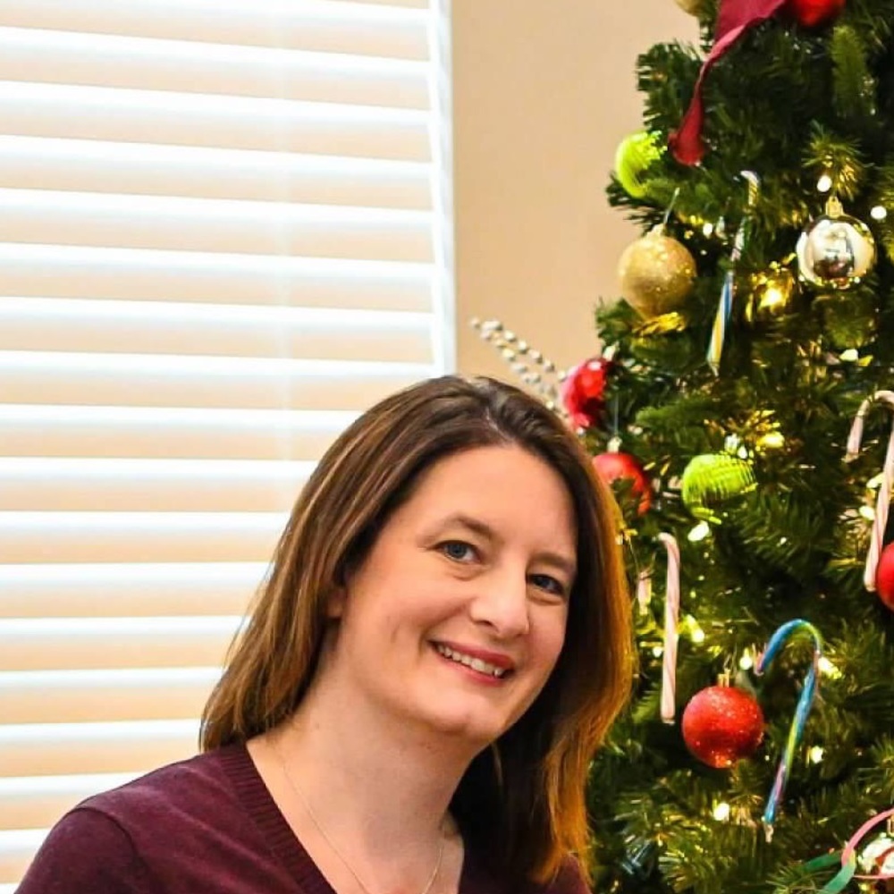 Meet your Posher, Casandra